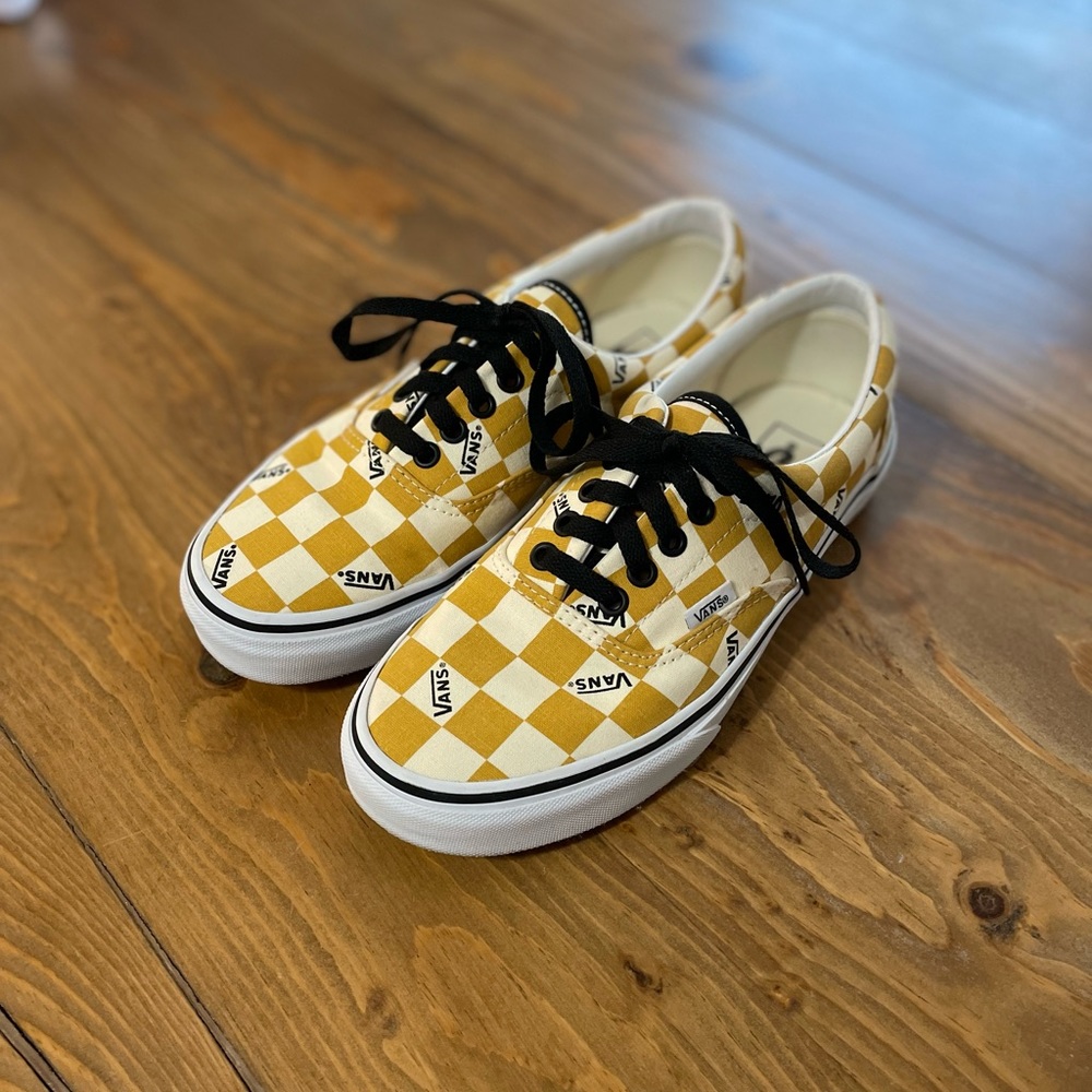 Vans lace up checkered